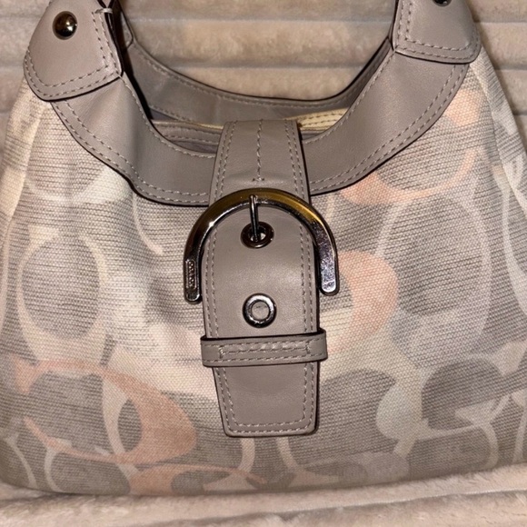 Coach Gray and Cream Shoulder Bag - Picture 2 of 10